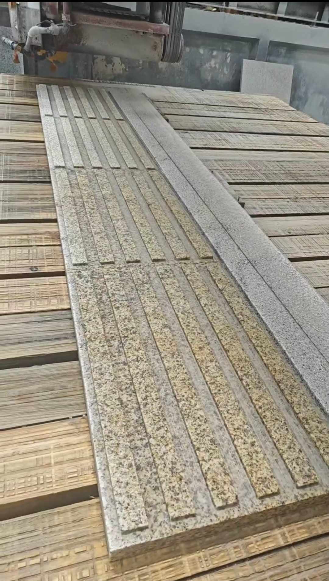 永州黄金麻盲道石 盲条